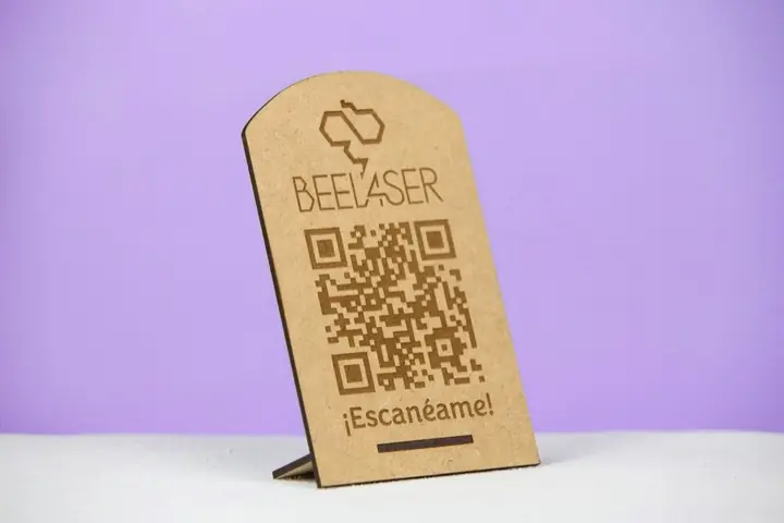 Señal vertical con QR